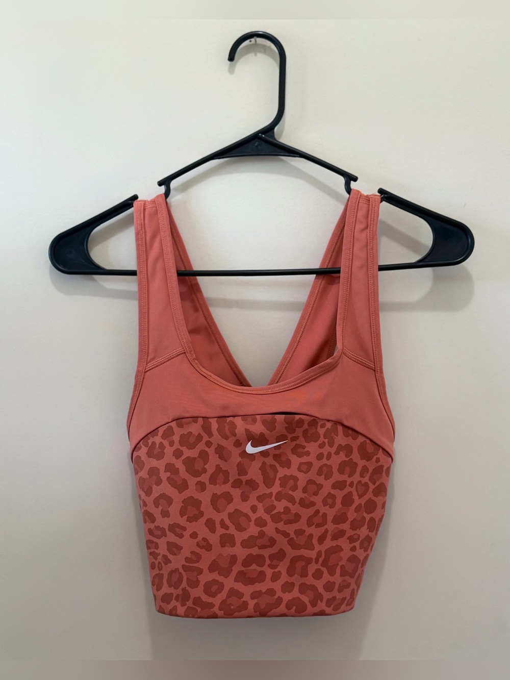 Nike Dri-FIT Swoosh Leopard Medium Support Sports Bra Coral L